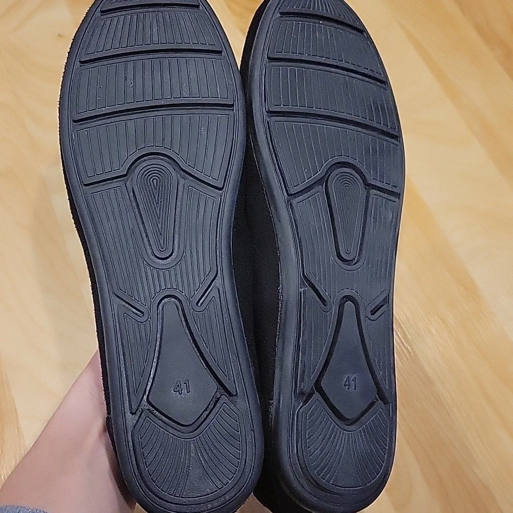 Black Flats Shoes New Size 8.5